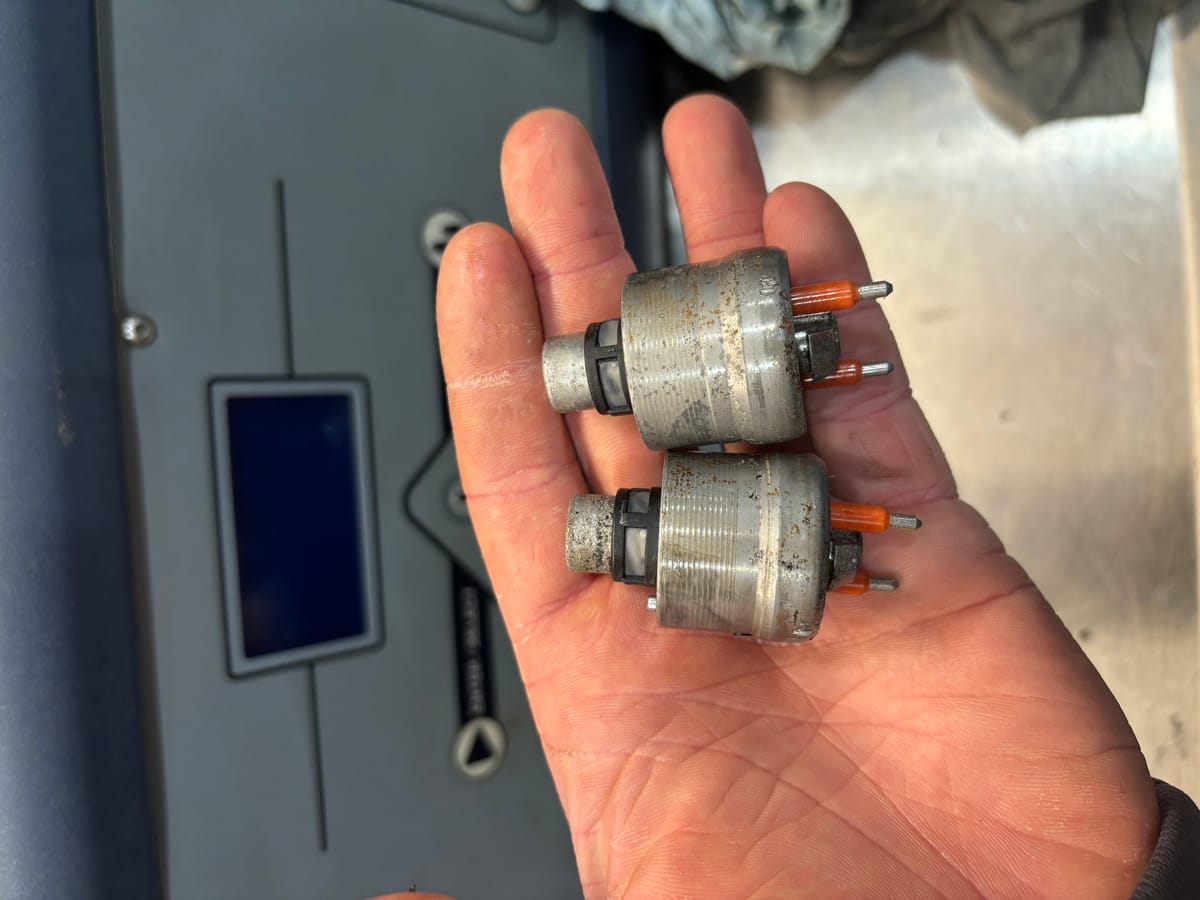 Clean TBI fuel injectors after ultrasonic cleaning