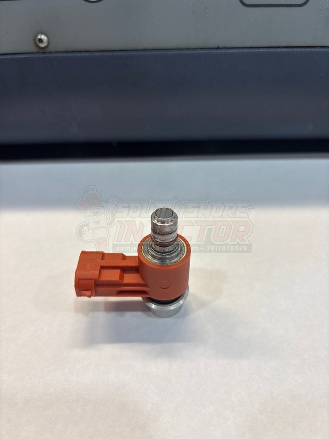 Tohatsu 3G-10310-0 fuel injector photo 4