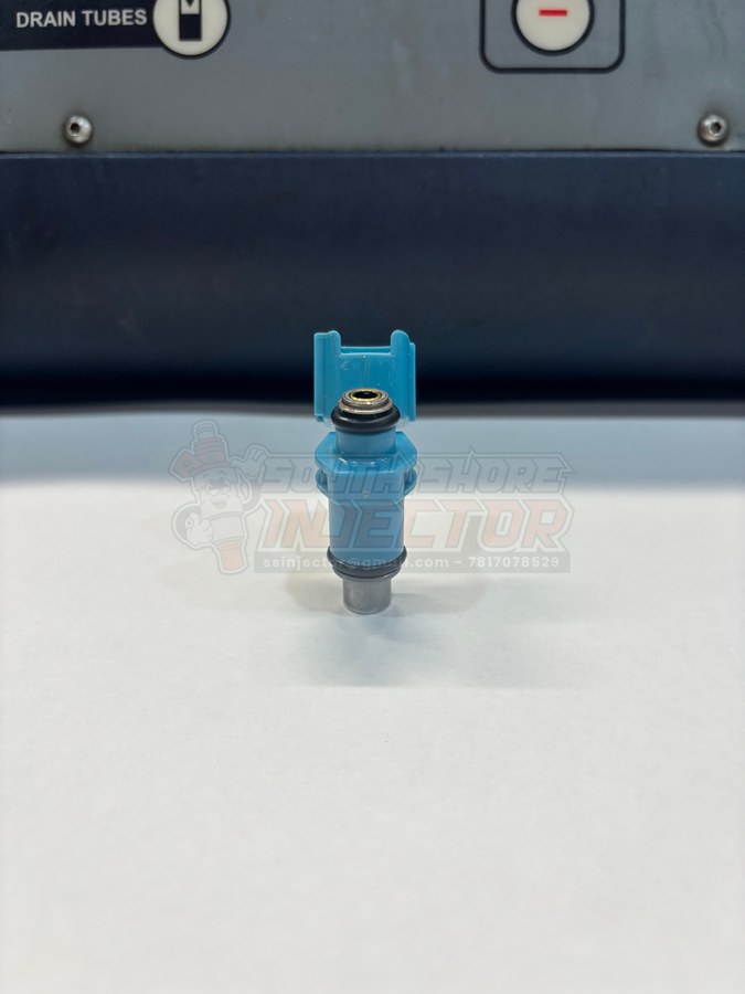 Yamaha 6CS-13761-00-0 fuel injector photo 3