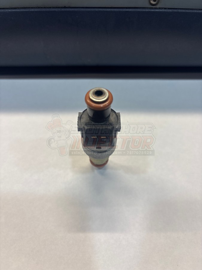 Siemens 4532586 fuel injector photo 3