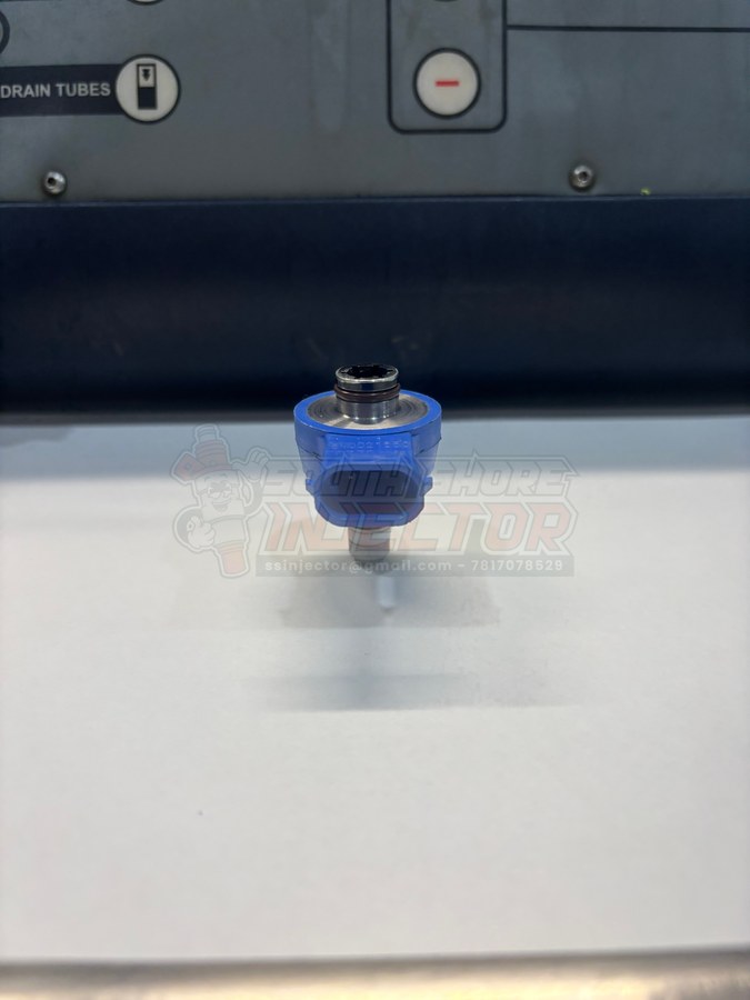 Mercury 883078A3 fuel injector photo 4